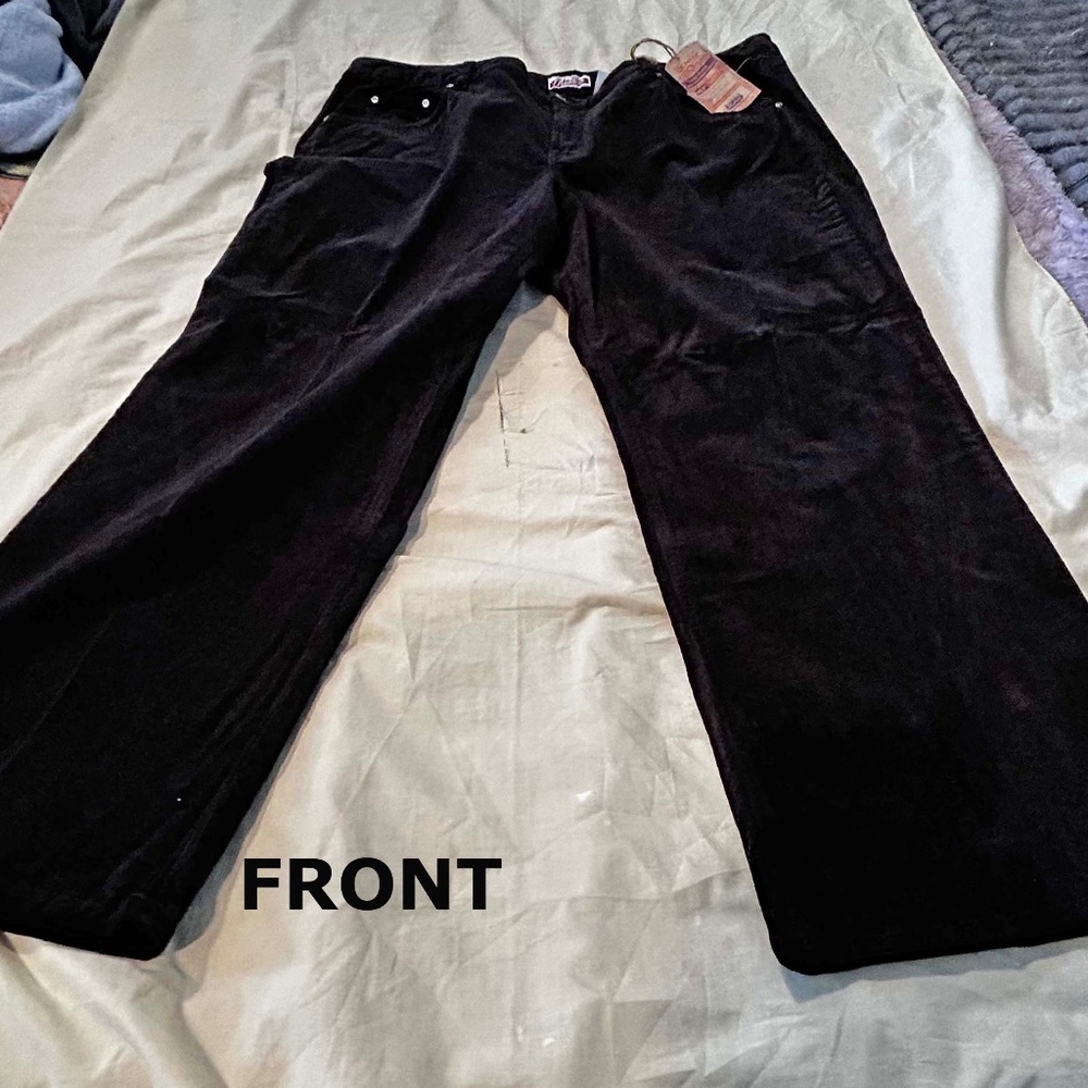 CORDUROYS, DENIM BOOTCUT, BLACK, SIZE WOMEN 24W, STRETCH FABRIC, FLY FRONT,